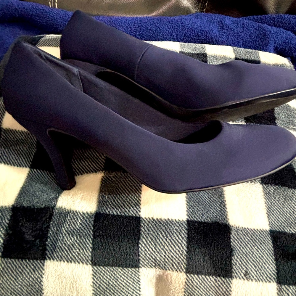 Elegant Navy Women's Heels